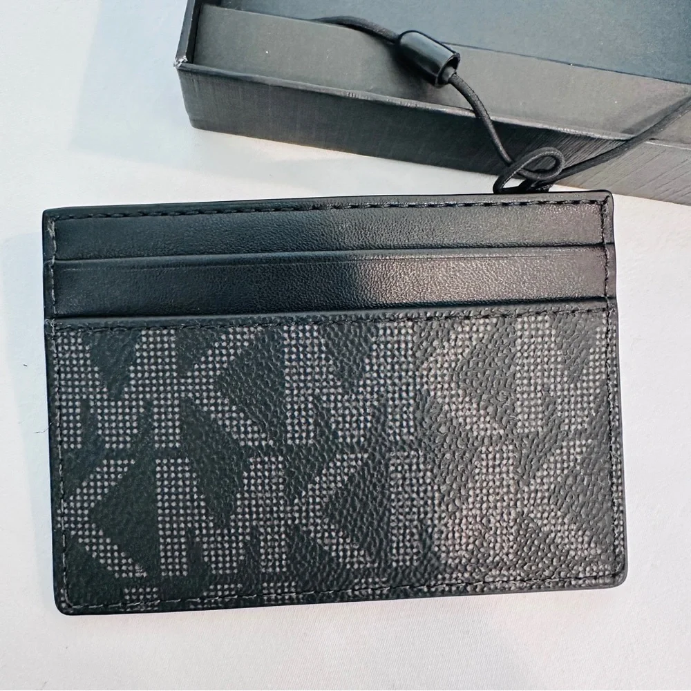 NWT Michael Kors Classic Black Card Holder with Keychain‎ Set